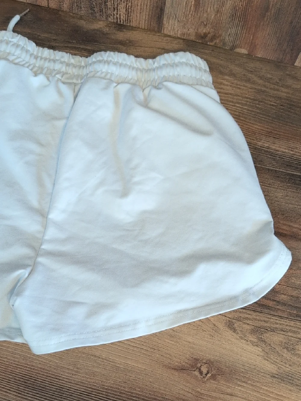 SHEIN White Athletic Lounge Shorts with Drawstring L            Q217